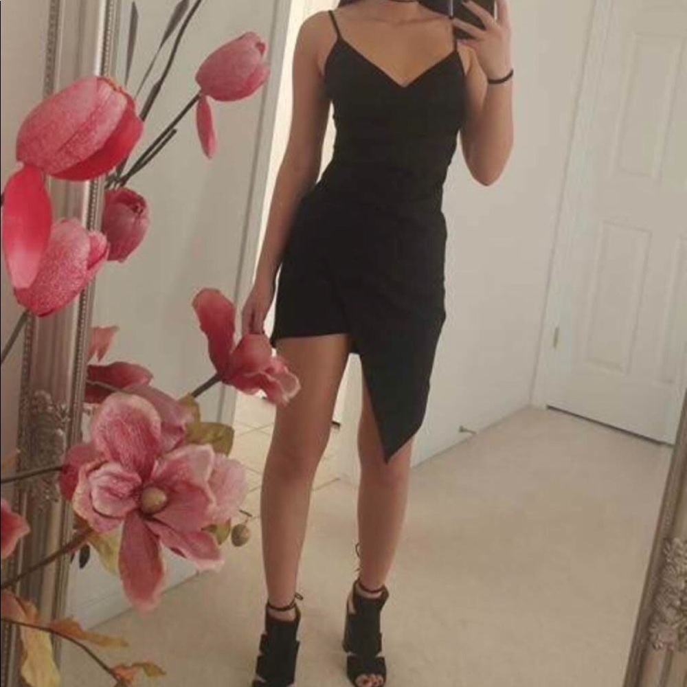 M BY MENDOCINO asymmetrical dress - Picture 1 of 3